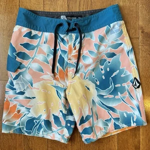 VOLCOM Mod-Tech Boys Bathing Suit, Swim Trunks, Board Shorts Size 26, M/L, 10/12 - Picture 1 of 4