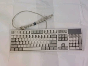 TOPRE CORPORATION REALFORCE R2-US5-IV / AGBZ52 KEYBOARD IVORY ENGLISH LAYOUT - Photo 1/13