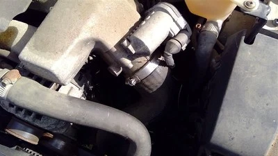 Cuerpo del acelerador 1,8 L compatible con 00-06 AUDI A4 252247 Foto 1 de 4