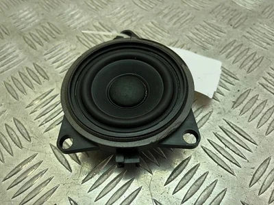 Volvo XC90 2017 Rear door speaker 31489045 UTO48523 - Image 1 of 4