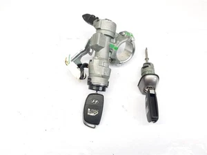2008-2014 MK1 HYUNDAI I20 IGNITION BARREL, DOOR BARREL & KEY - Picture 1 of 16