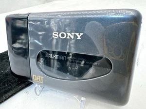 Sony Walkman WMD-DT1 Portable DAT Digital Audio Tape Player Made in Japan AS-IS - Picture 1 of 20