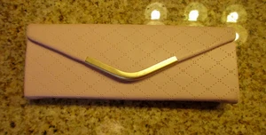 Caloptix Klappbrillenetui ~ beige Kunstlederetui ~ flach faltbar zur Aufbewahrung - Bild 1 von 5