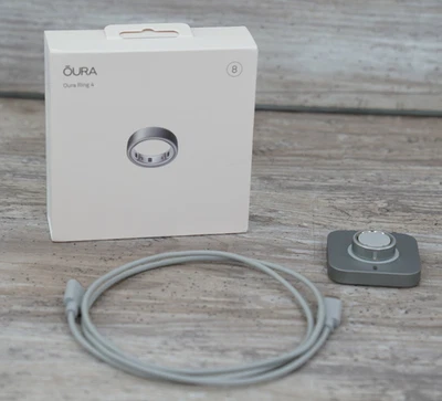 OURA Ring Gen 4 Size 8 Silver - Image 1 of 4