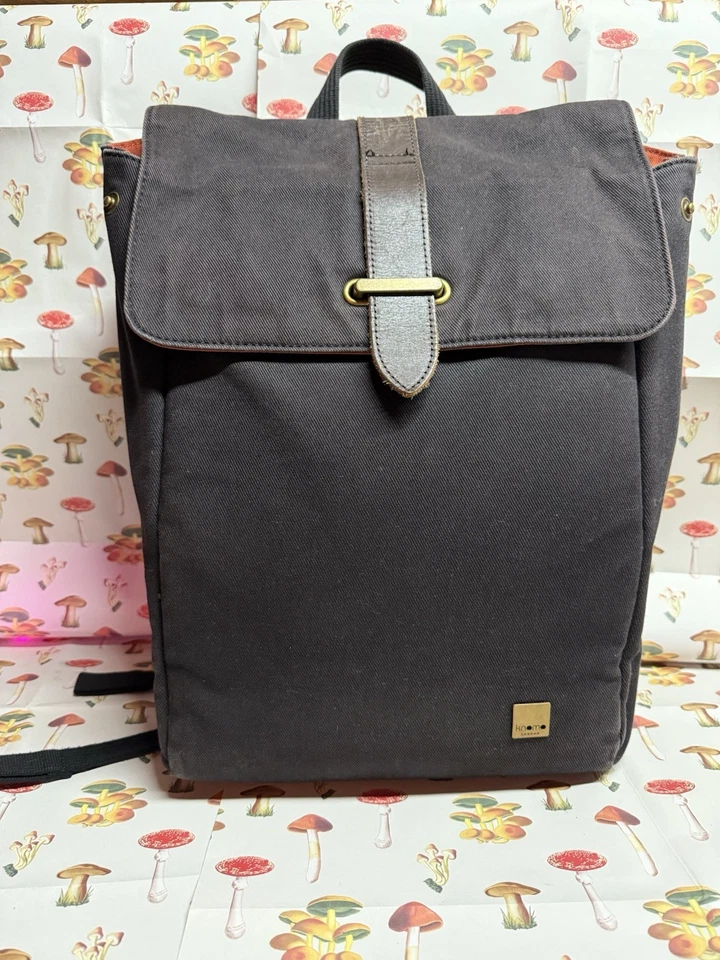 KNOMO Falmouth Mochila Portátil Lona Cuero Borde Solapa Cierre Negro para 17"" Foto 1 de 4