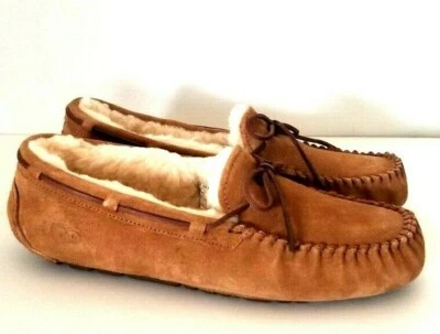 NUEVAS ZAPATILLAS MOCASÍN MUJER UGG DAKOTA CASTAÑO TALLA 5, 6, 7, 8, 11, 12  Foto 1 de 4