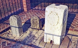 Postal de la Sociedad Estatal Mason-Dixon Markers de Delmar de Delaware - Imagen 1 de 2