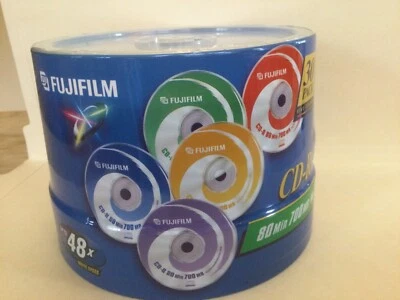Fujifilm Color CD-R 30 pack 80 min700mb (48x writeablenewsealedspindle) - Image 1 of 4