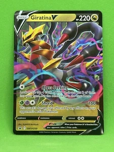 Giratina V SWSH259 - CASI NUEVO - Promo Black Star - Era Espada y Escudo - Imagen 1 de 3
