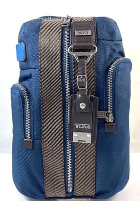 Bolsa de transporte Tumi Alpha Bravo Monterey estilingue nylon azul 22318BTH Reg $345 - Imagem 1 de 4