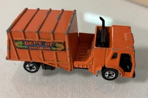 Hot Wheels Dept of Sanitation Trash Garbage Truck, Orange, 1/64 - Picture 1 of 5
