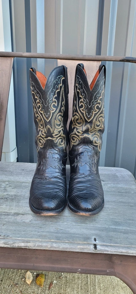 10.5D LUCCHESE CLASSICS TEJU LIZZARD MENS BOOTS BLACK TEJU MENS HANDMADE BOOTS - Image 1 of 4