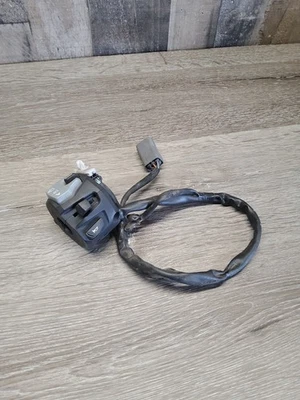 2022 22 17-25 Suzuki GSX-R1000 GSXR 1000 Left Side Handlebar Controls DL-678 - Image 1 of 4