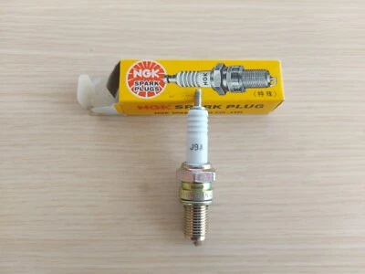 PER MOTO SUZUKI 1100 GSXR CANDELA ACCENSIONE NGK J9A - Image 1 of 4