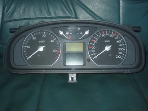 Velocímetro cuadro de instrumentos Renault Laguna II 2,2 DCi 8200263357 - Imagen 1 de 3