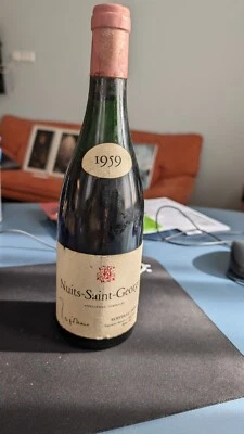 sehr alter  roter  1959  Burgunder Weinflasche,Abmessungen wie auf dem Photo... - Bild 1 von 2