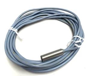 Balluff BES M12MG-USC30B-BV05 Sensor - Picture 1 of 2