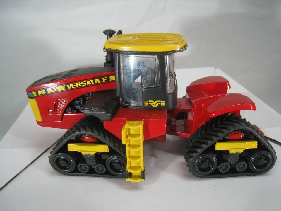Tractor Ertl Versátil 610 1:64 Diecast Siku Farmer Serie Rojo Amarillo Modelo de Juguete Foto 1 de 4