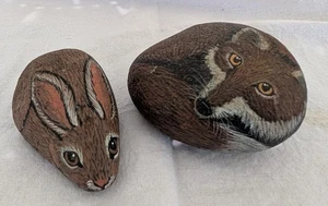 Set Of 2 Fox And Bunny Rabbit Hand Painted Pet Rocks Signed Wildlife Dimensional - Picture 1 of 22