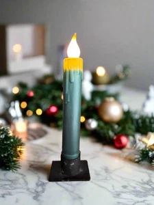 Candela conica timer led verde pino primitiva artigianale 7" - Foto 1 di 6