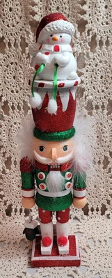 NEW Kurt S. Adler Hollywood Snowman Hat Nutcracker 12" Tall - Image 1 of 4