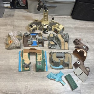 Lote De Juegos De Colección Años 90 Micro Máquinas Galoob Zonas De Batalla Militares - Imagen 1 de 19