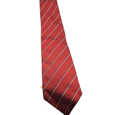 Gravata Fratelli vintage logotipo vermelho com listras 100% seda feita na Itália - Imagem 1 de 2