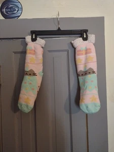 Pusheen Kitty Calzini Ciabatte Albero di Natale Taglia Unica - Foto 1 di 11
