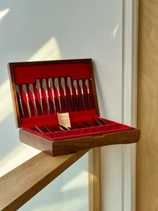 Mid-Century Modern 1960’s Butler "Sheba" Canteen of Cutlery by Ronald West - Foto 1 di 24