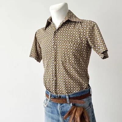 ≈Camisa manga curta vintage estilo havaiano europeu flores botão década de 1940 tamanho M - Imagem 1 de 4