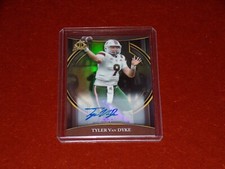 2022 Bowman Chrome University Bowman Invicta Auto 04/99 Tyler Van Dyke