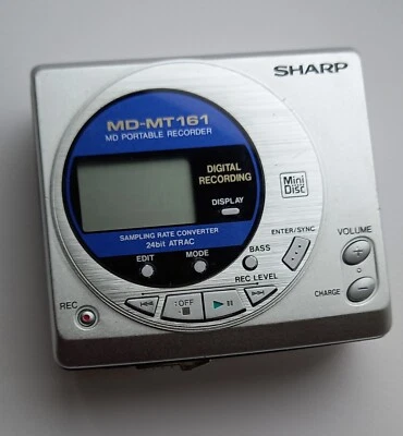 Sharp MD-MT161 Portable MiniDisc MD Recorder. Silver. Good condition. - Image 1 of 4