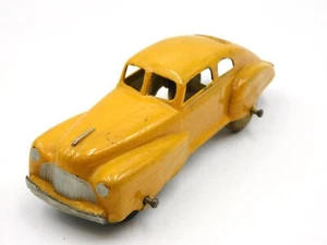 Tootsietoy 1947 Buick Saloon Car 10.5 Cm Tootsie Vintage Die Cast 1/45 - Picture 1 of 7