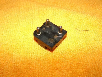 61 - 64  Cadillac  Rear Passenger  Power  Window Replacement Contact Board Base Foto 1 de 4