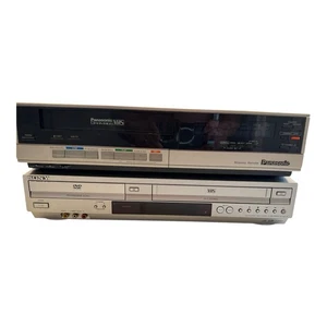Combo DVD/VHS Sony SLV-D271P y VCR Panasonic PV-1340 - Solo piezas/reparación - Imagen 1 de 11