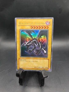 Yu Gi Oh ‘Red-Eyes B Dragon’ SDJ-001 Foil  - Picture 1 of 2