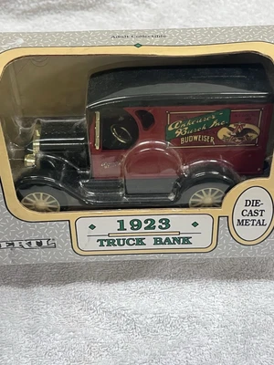 NIB ERTL ANHEUSER BUSCH BUDWEISER DELIVERY 1923 DIECAST METAL TRUCK #O - Image 1 of 4