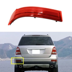 Mercedes Left Rear Bumper Reflector GL320 GL450 GL550 GENUINE 1648201174 - Picture 1 of 4