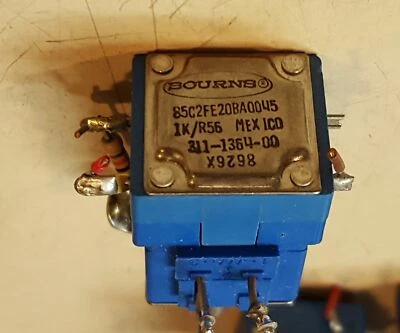 One Tektronix 311-1364-00 Resistor Variable 1K Ohm - Image 1 of 2