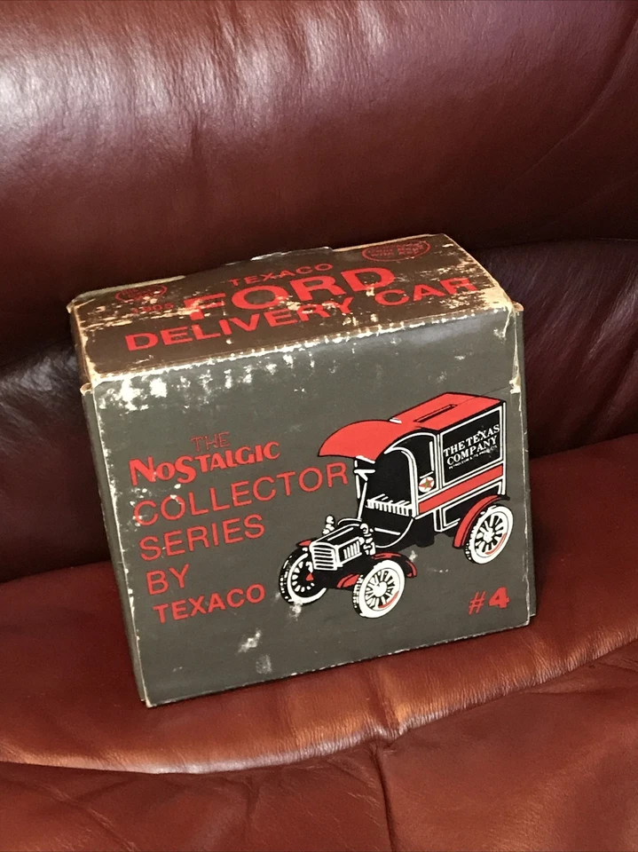1905 Ford Delivery Car Bank Texaco 4th in Series Nostalgic Collector Ertl 1987