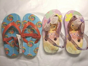 Lot of 2 Pairs Girls Flip Flops Approx Size 5 Lollipops and Disney Frozen NWT - Picture 1 of 6