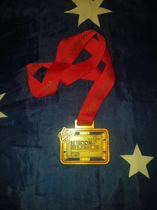 Virgin London Marathon 2013 Finishers Running Race Medal - Picture 1 of 3