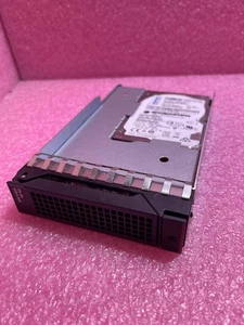 Strong-IT Lenovo 00LA879 300GB 2.5" 10K 12G SAS HDD in 3.5" Tray - Picture 1 of 3