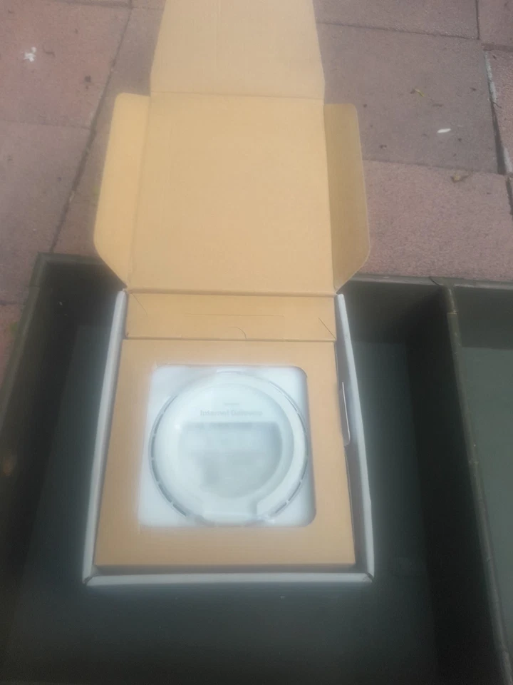 Router de puerta de enlace de Internet Verizon ASK-NCQ1338 LTE 5G Foto 1 de 1