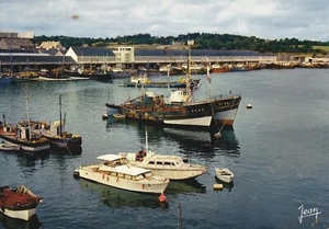 AK . BRETAGNE . CONCARNEAU, LE PORT, LA CRIEE.  70er Jahre. Neu - Bild 1 von 1