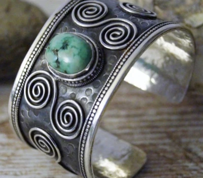 Vintage Design Extrem Breit Armreif 925er Silber Türkis Armspange Hammerschlag - Bild 1 von 4