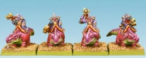 R0048 Spellcrow 10mm Game Miniatures Crushers on Scalyvars - Picture 1 of 1