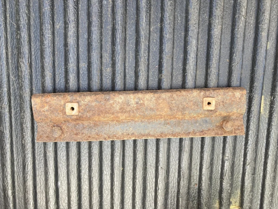 1967 Thunderbird suporte de placa 67 Ford Front - Imagem 1 de 3