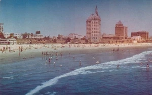 The Villa and Pacific Coast Club-Long Beach, California CA vintage - Picture 1 of 2