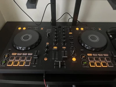 Pioneer DJ DDJ-FLX4 Double Deck Controller - Black - Image 1 of 4
